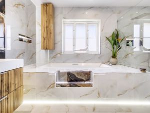 Photo 9- click for photo gallery